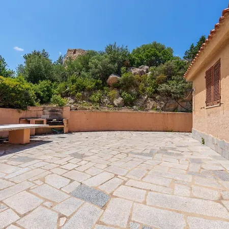 Вилла La Rocca Superiore Cala Bitta